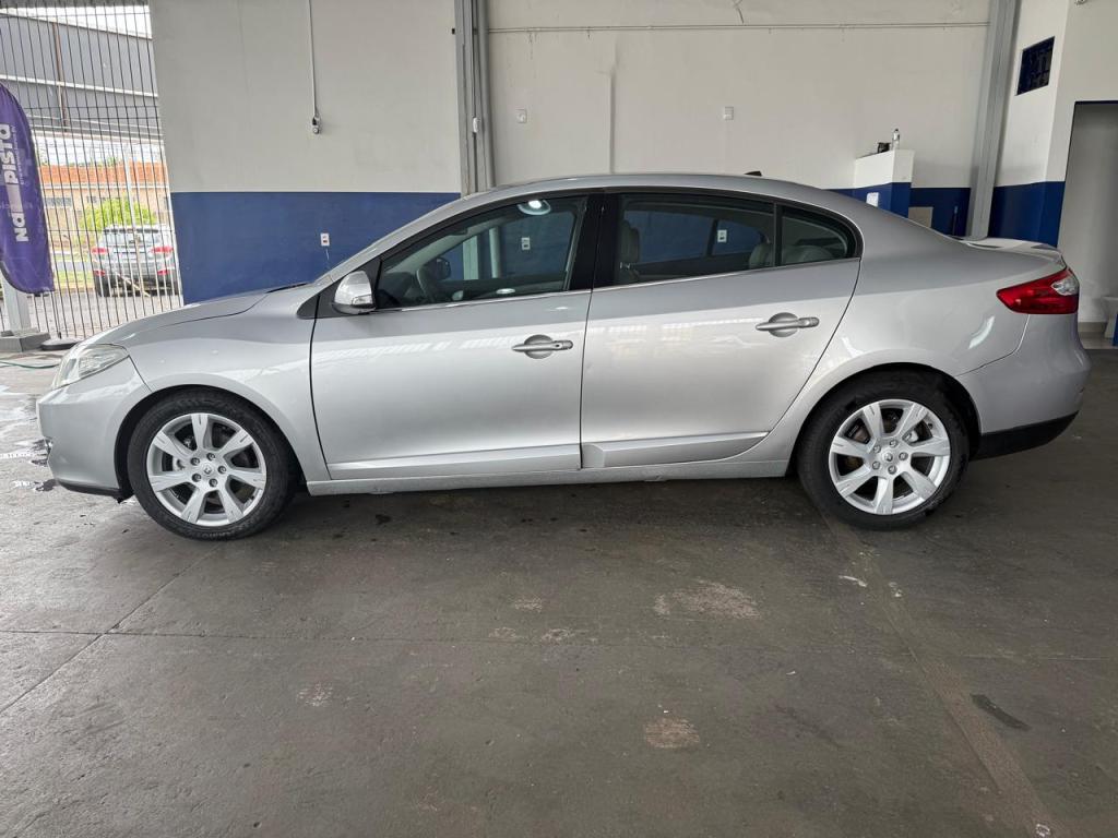 RENAULT Fluence - Foto