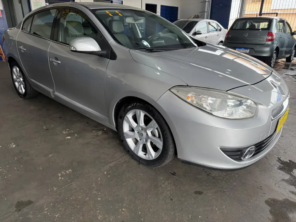 RENAULT Fluence - Foto
