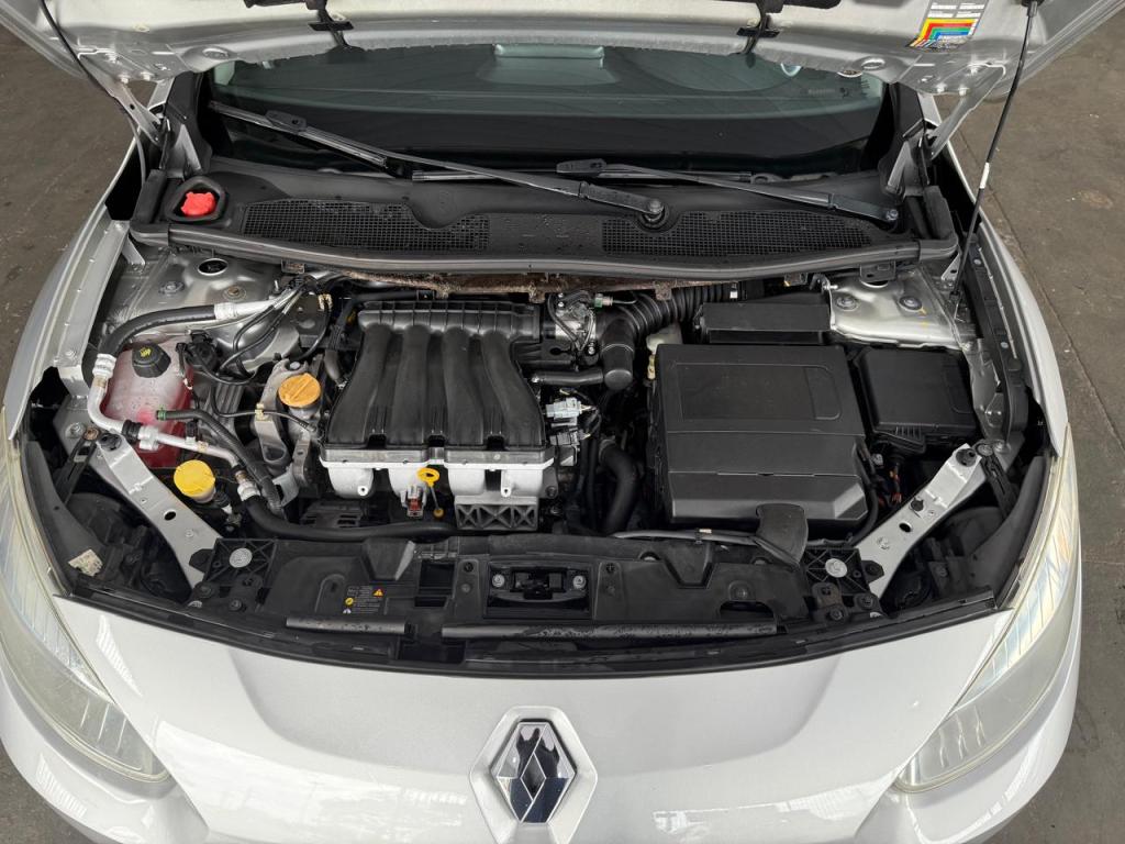 RENAULT Fluence - Foto