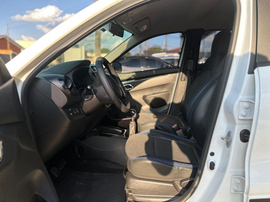 RENAULT Kwid - Foto