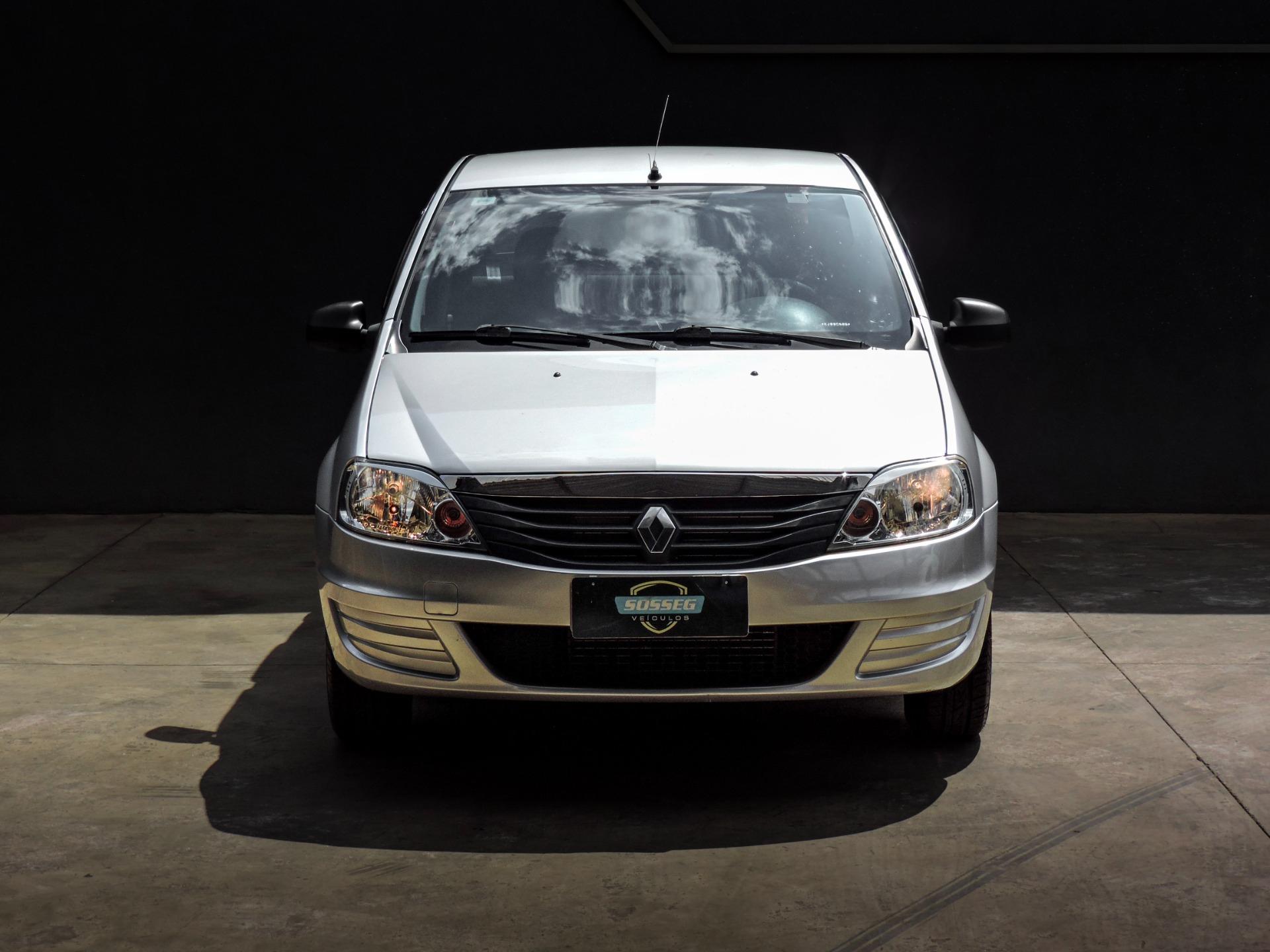 RENAULT Logan - Foto