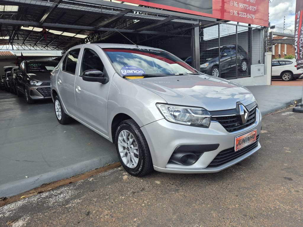 RENAULT Logan - Foto