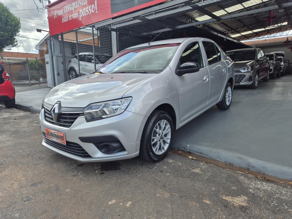 RENAULT Logan - Foto