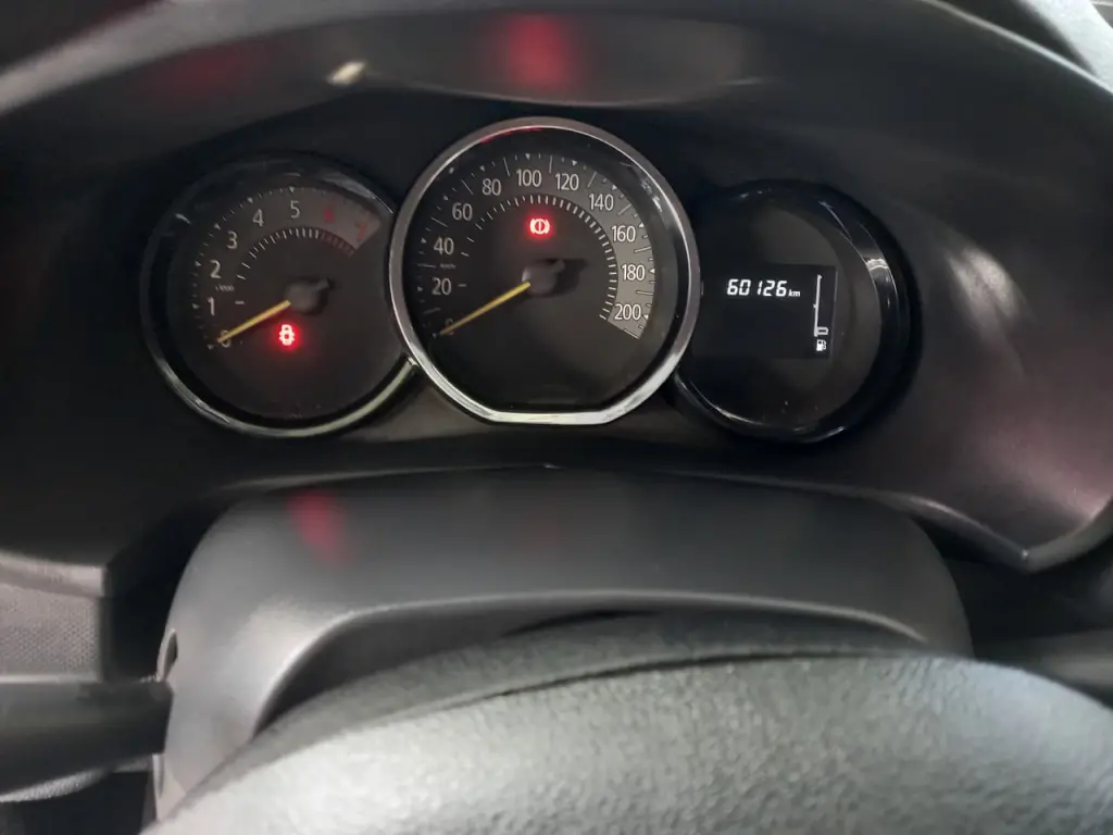 RENAULT Logan - Foto