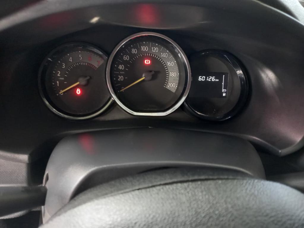 RENAULT Logan - Foto