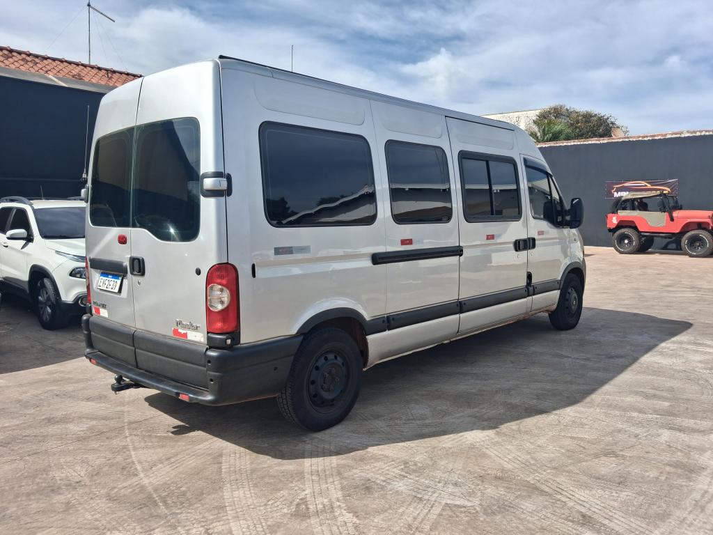 RENAULT Master - Foto