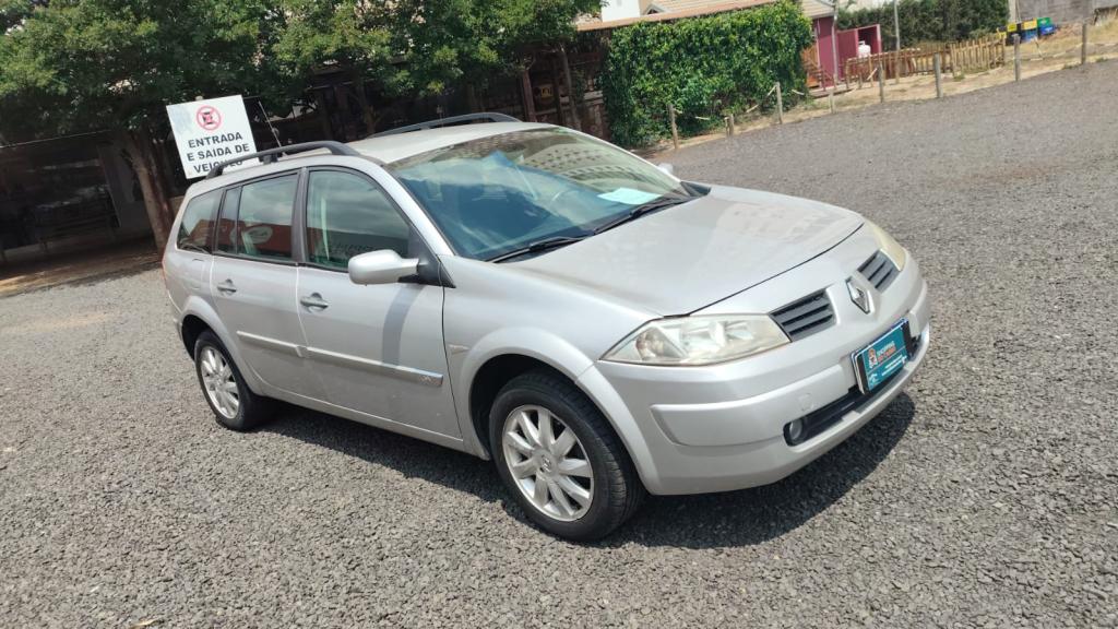 RENAULT Megane Grand Tour