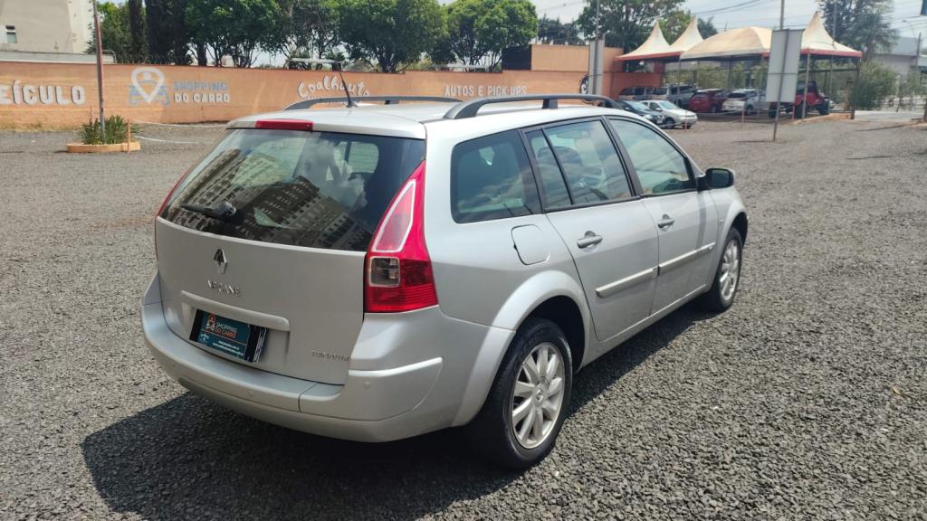 RENAULT Megane Grand Tour - Foto