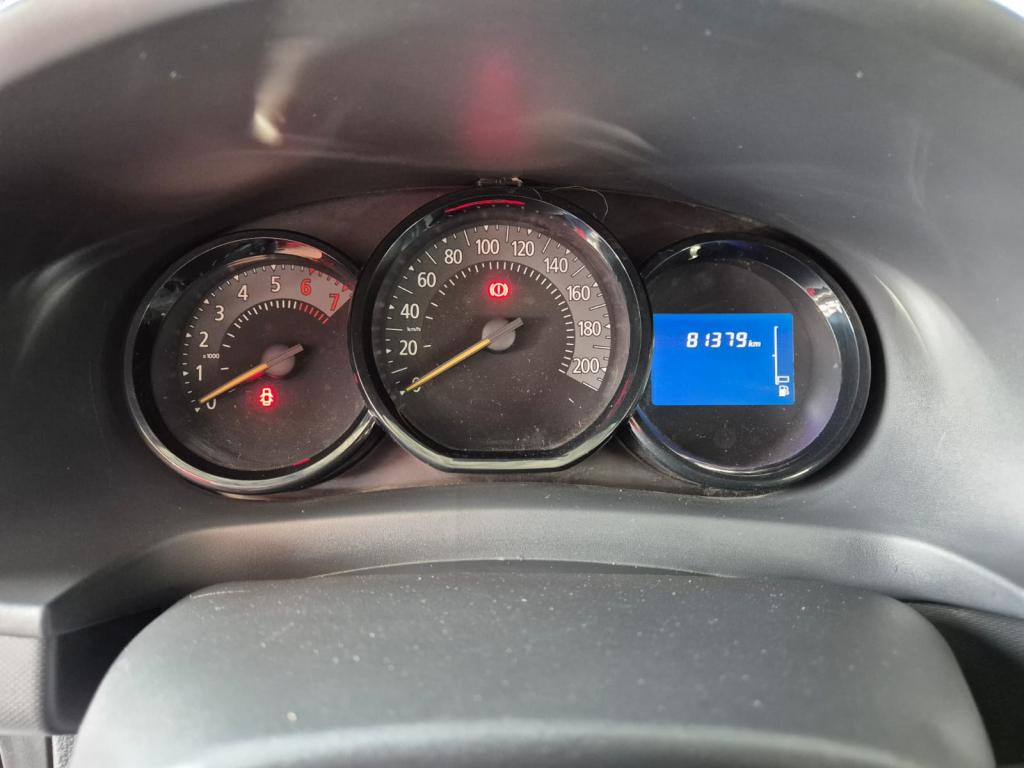 RENAULT Sandero - Foto