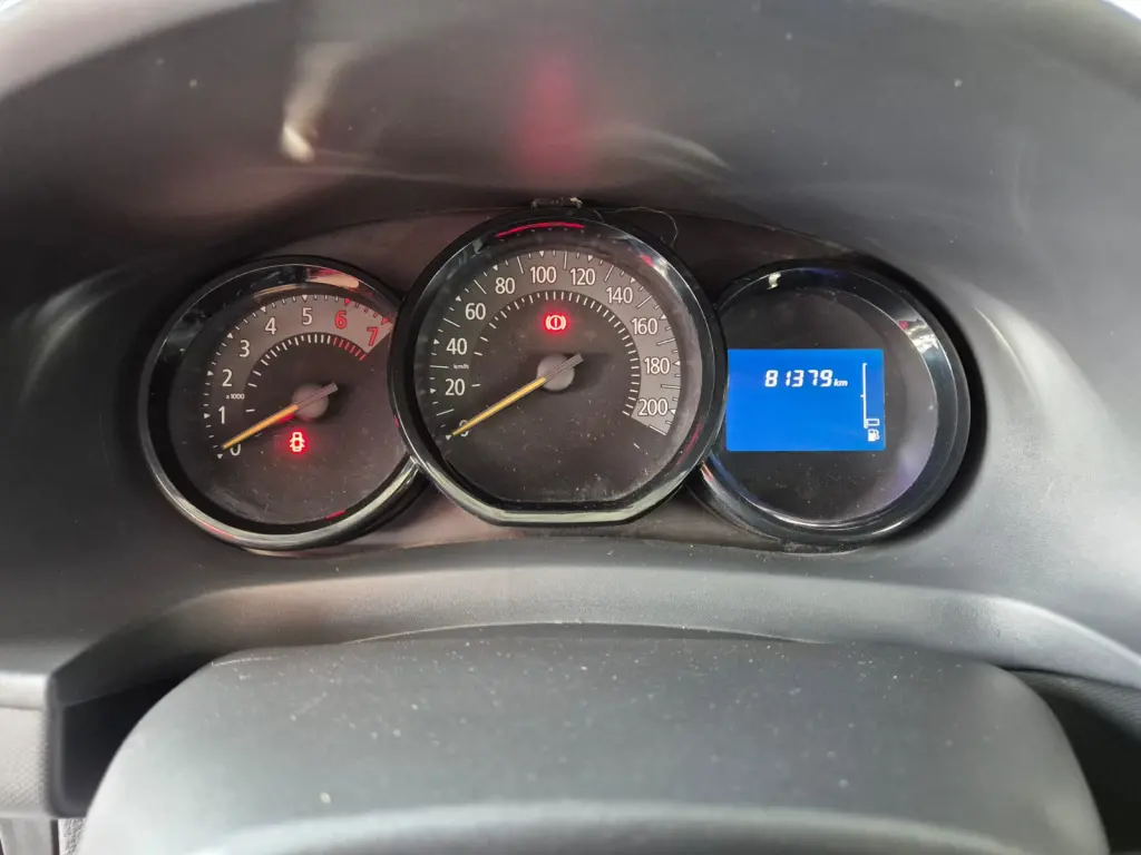 RENAULT Sandero - Foto