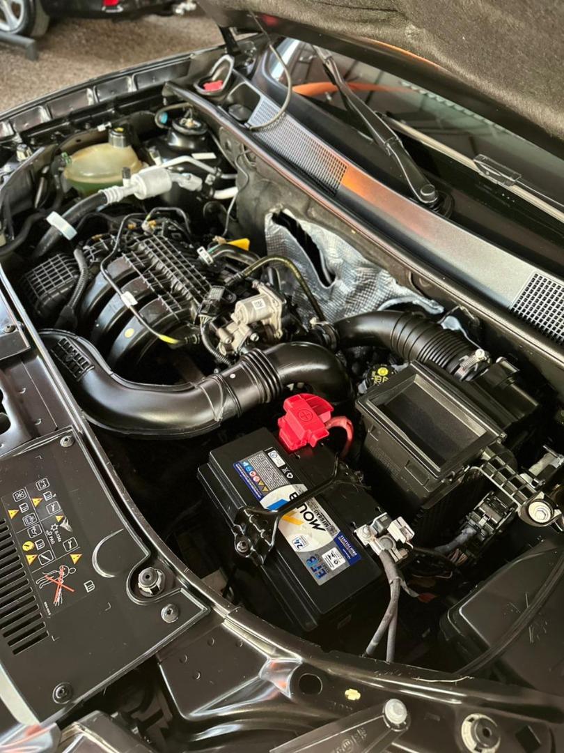 RENAULT Sandero - Foto