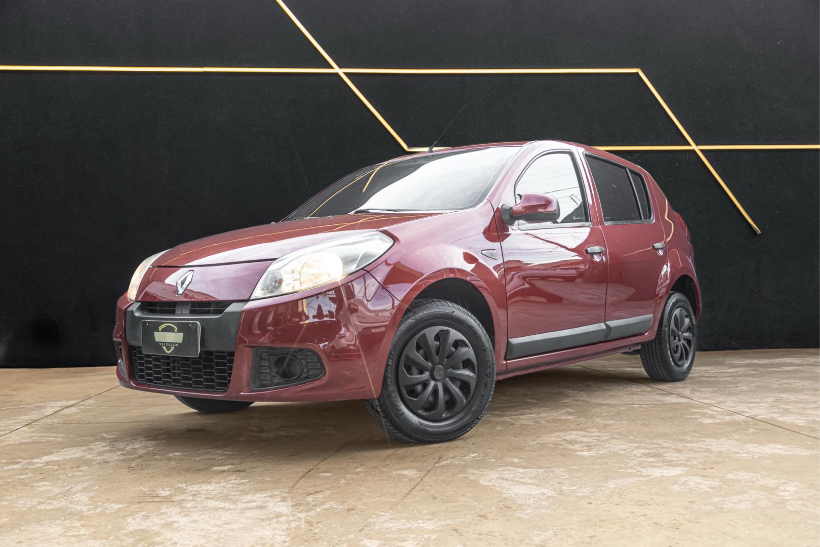 RENAULT Sandero - Foto