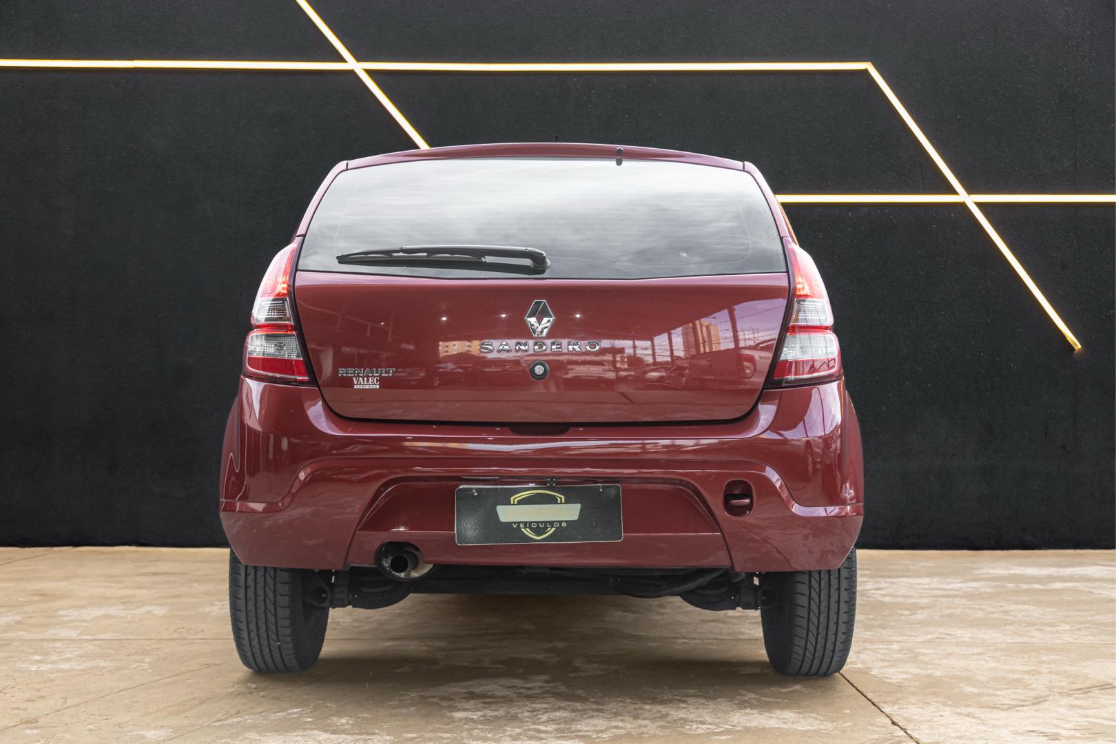 RENAULT Sandero - Foto