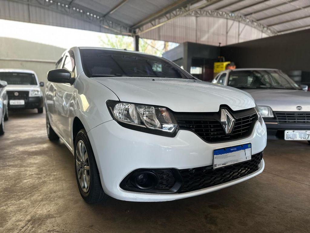 RENAULT Sandero - Foto