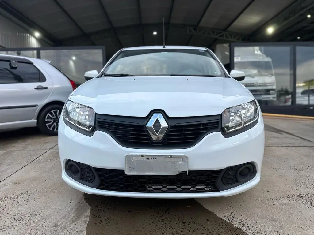 RENAULT Sandero - Foto