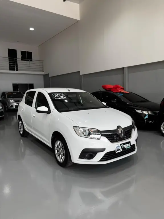 RENAULT Sandero - Foto