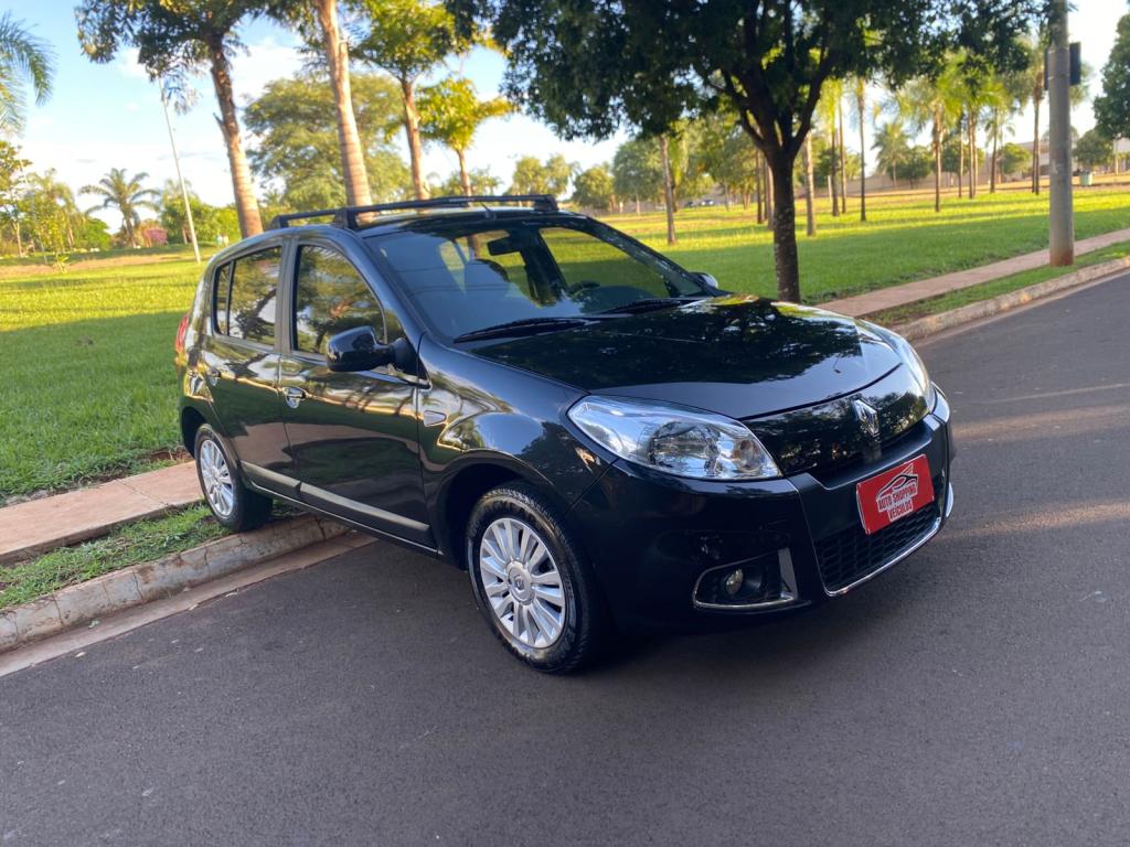 RENAULT Sandero