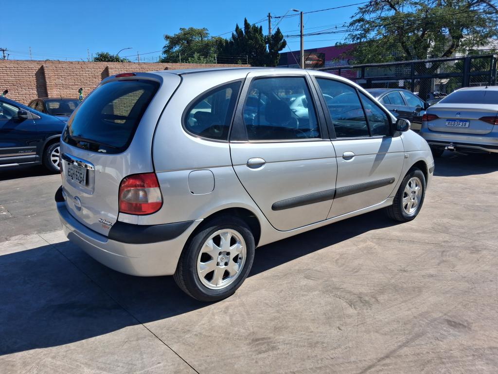 RENAULT Scenic - Foto