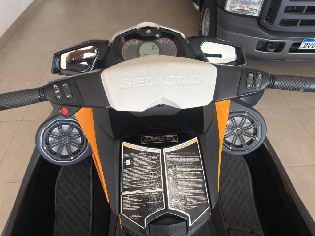SEA DOO GTR 215 - Foto