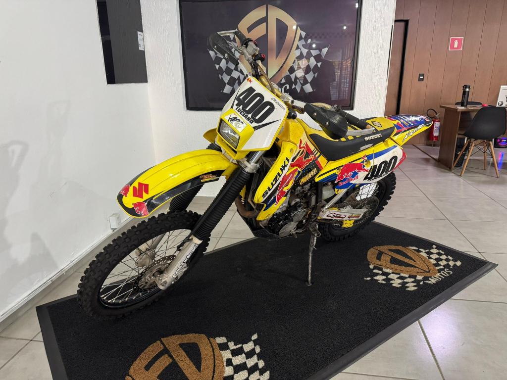 SUZUKI DR-Z 400 - Foto