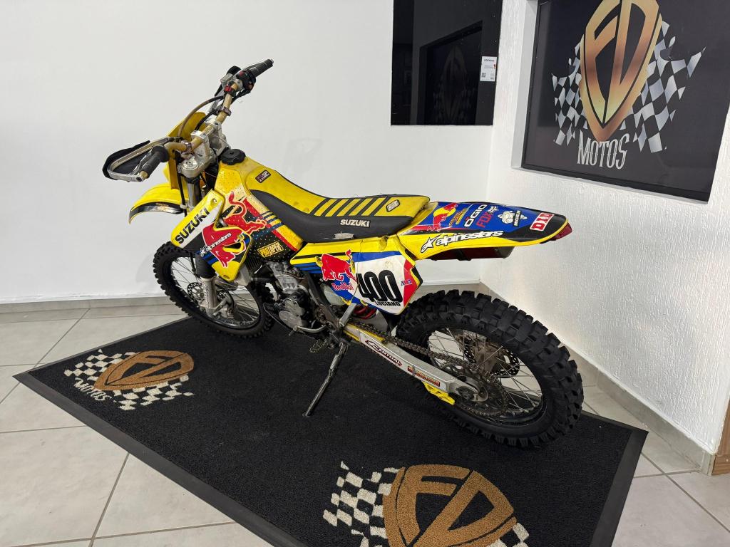 SUZUKI DR-Z 400 - Foto