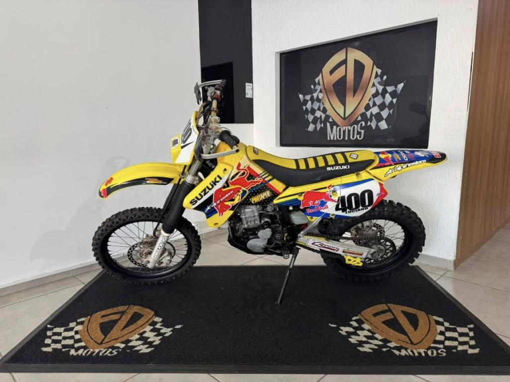 SUZUKI DR-Z 400 - Foto