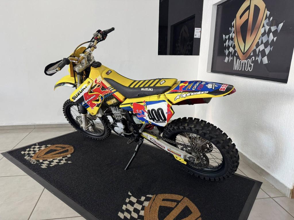 SUZUKI DR-Z 400 - Foto