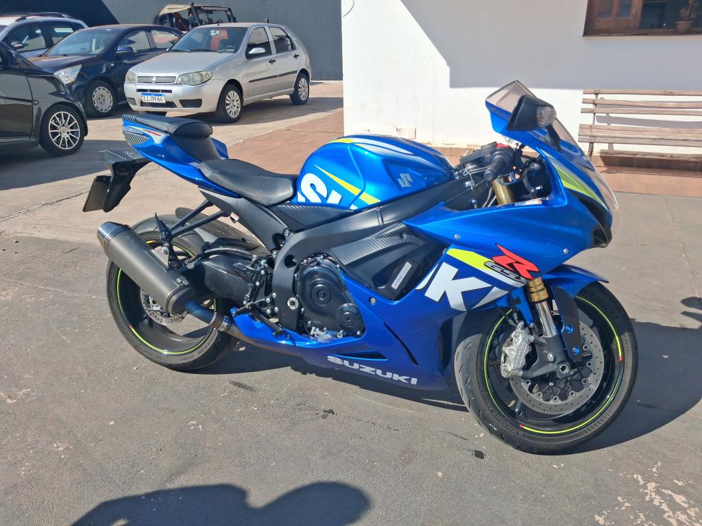 SUZUKI GSX-R 750 W