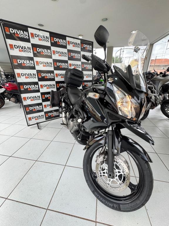 SUZUKI V-Strom DL 1000 - Foto