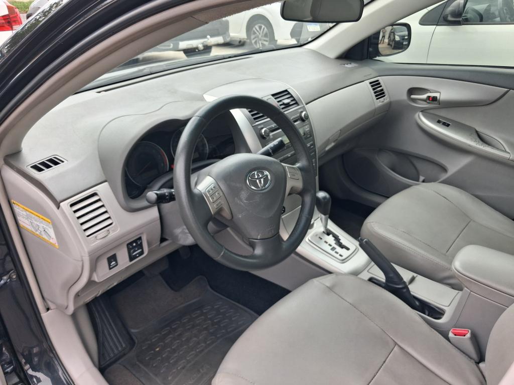 TOYOTA Corolla - Foto