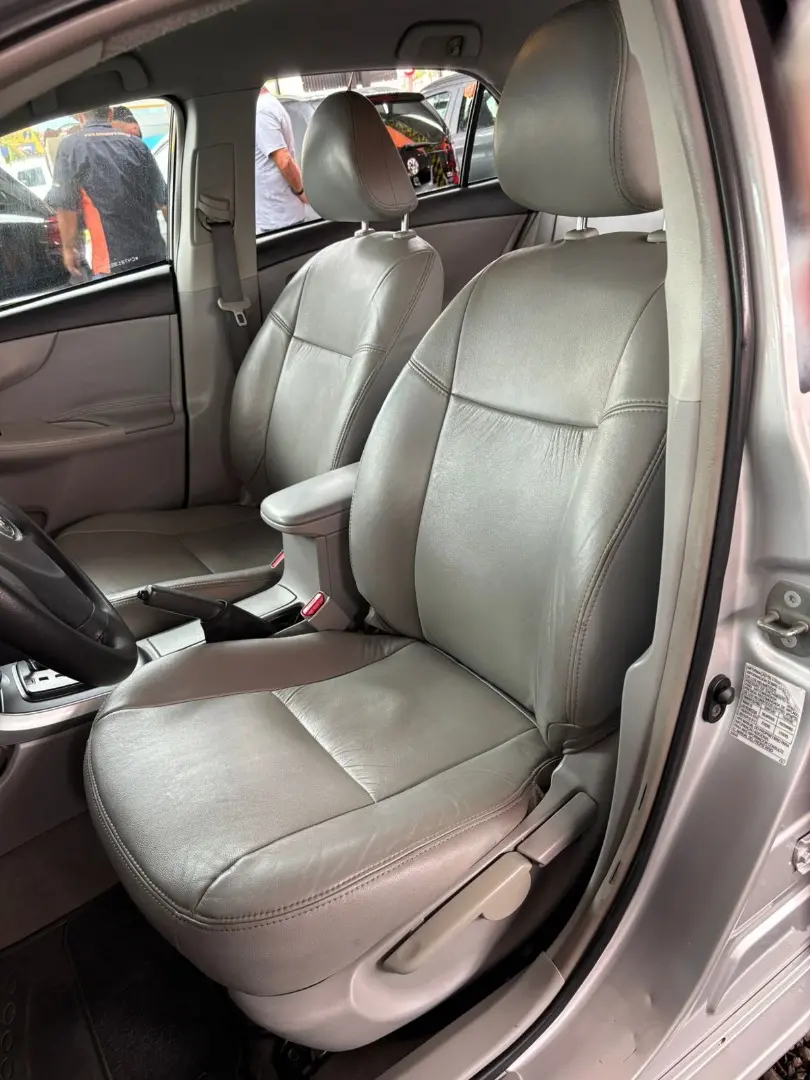 TOYOTA Corolla - Foto