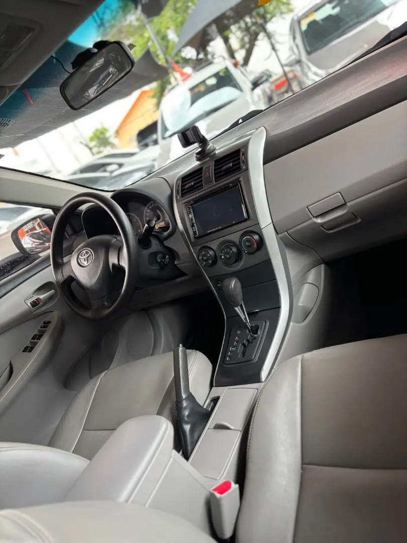 TOYOTA Corolla - Foto