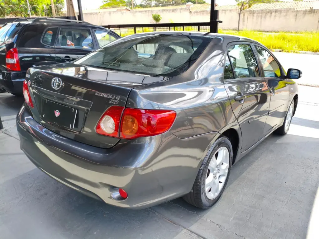 TOYOTA Corolla - Foto