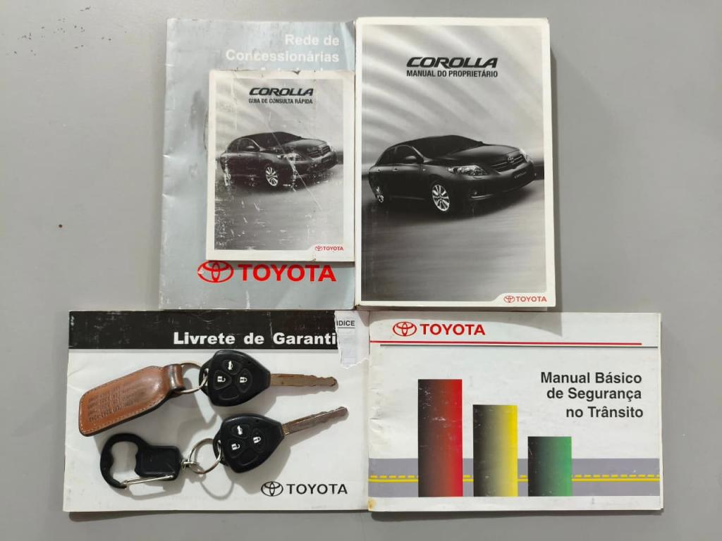 TOYOTA Corolla - Foto