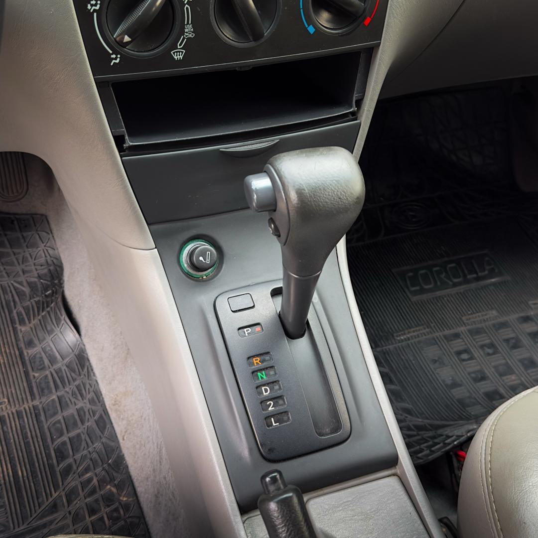 TOYOTA Corolla - Foto
