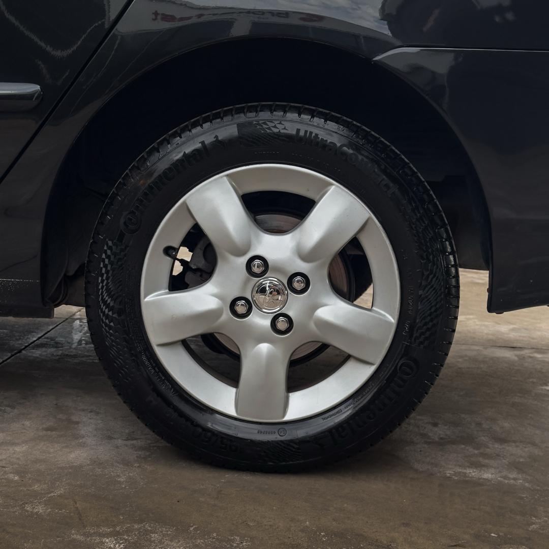 TOYOTA Corolla - Foto