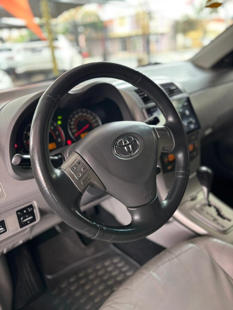 TOYOTA Corolla - Foto