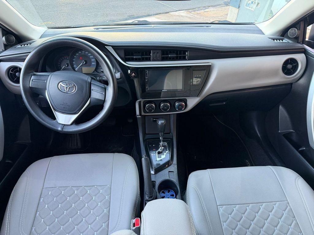 TOYOTA Corolla - Foto