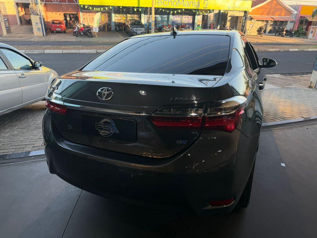 TOYOTA Corolla - Foto