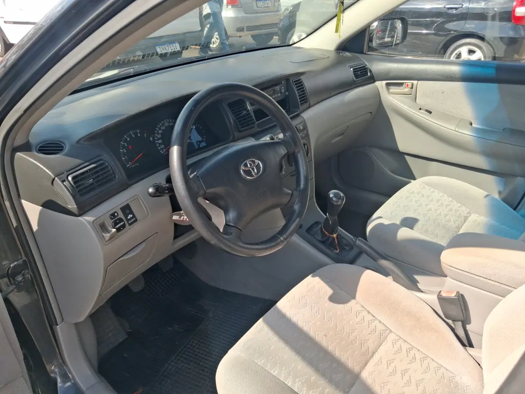 TOYOTA Corolla - Foto