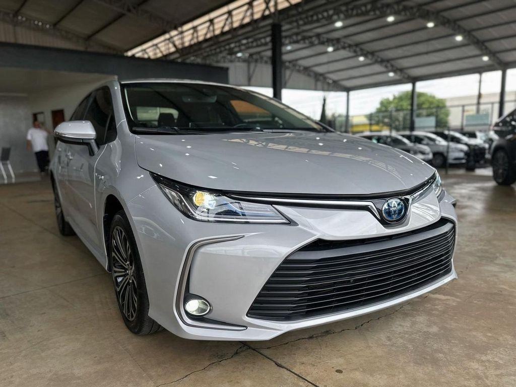 TOYOTA Corolla - Foto
