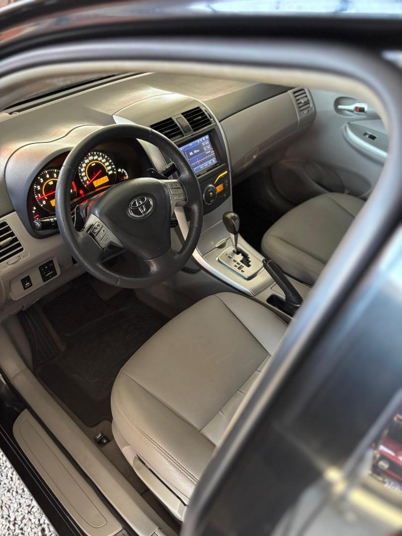 TOYOTA Corolla - Foto