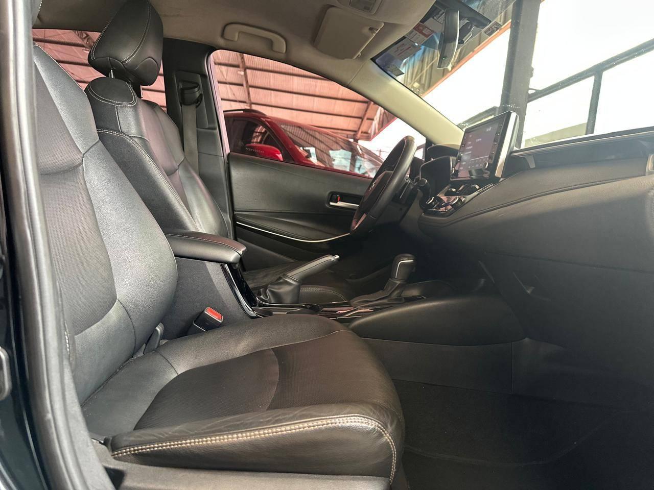 TOYOTA Corolla - Foto