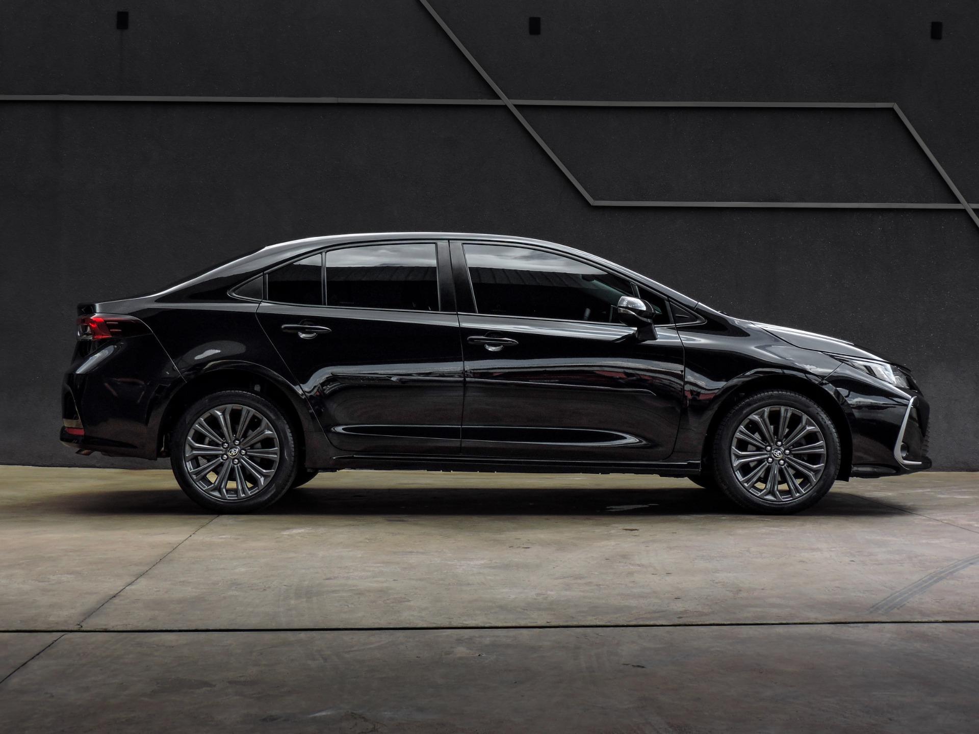 TOYOTA Corolla - Foto