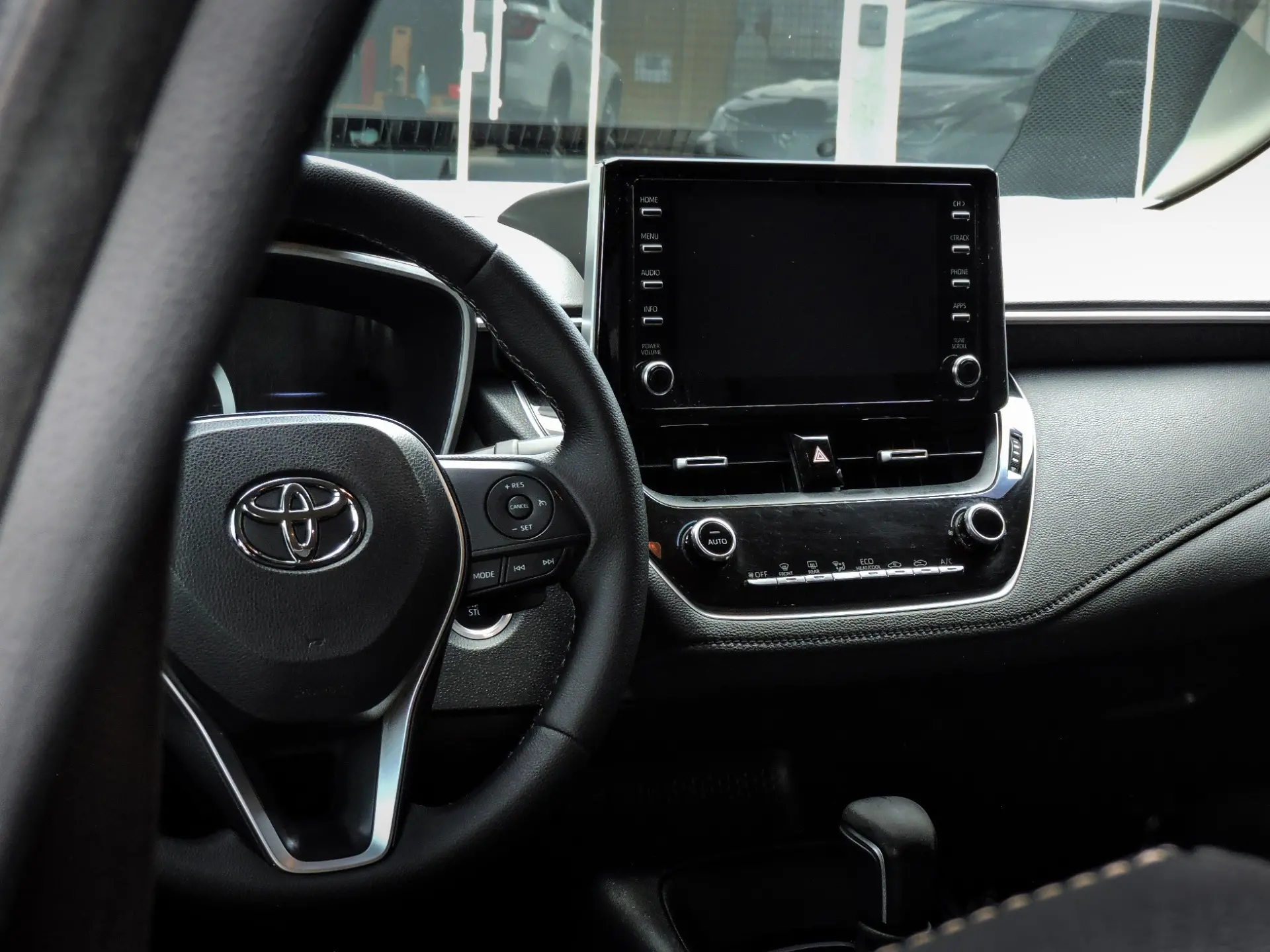 TOYOTA Corolla - Foto