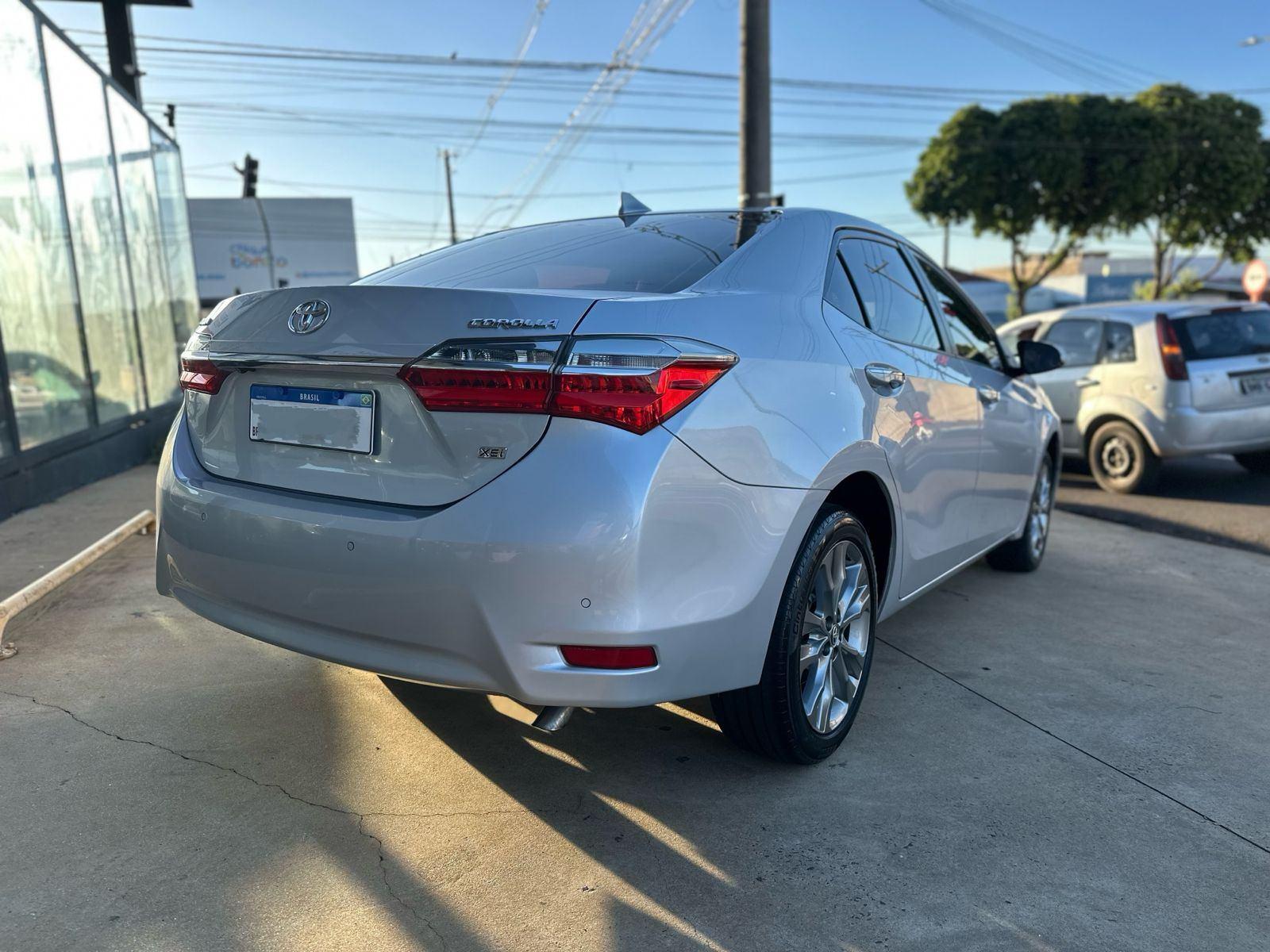 TOYOTA Corolla - Foto