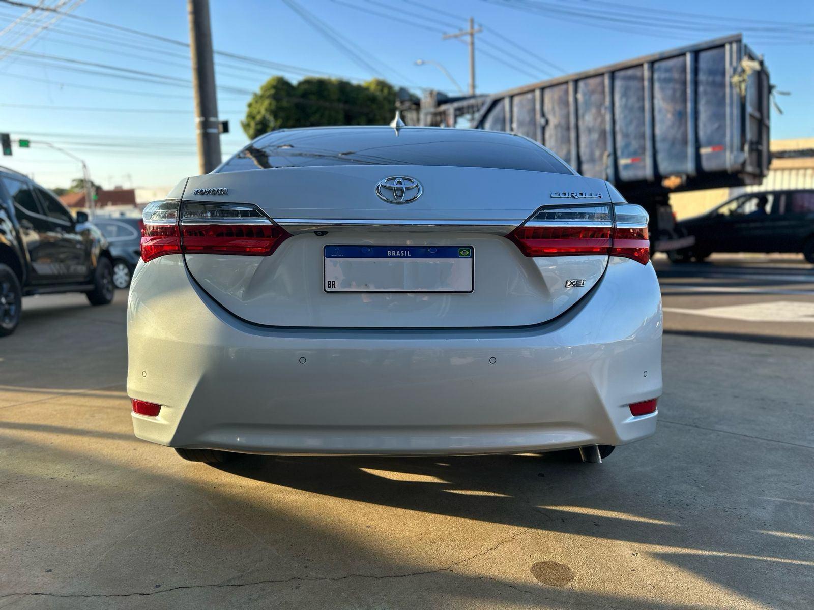 TOYOTA Corolla - Foto