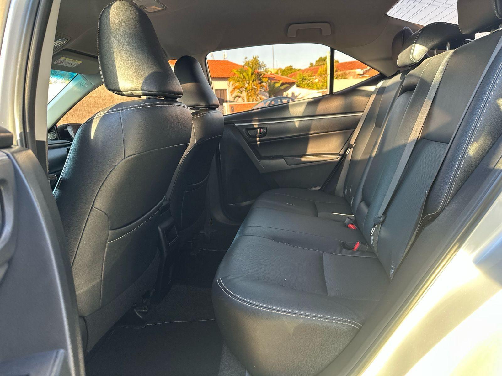 TOYOTA Corolla - Foto