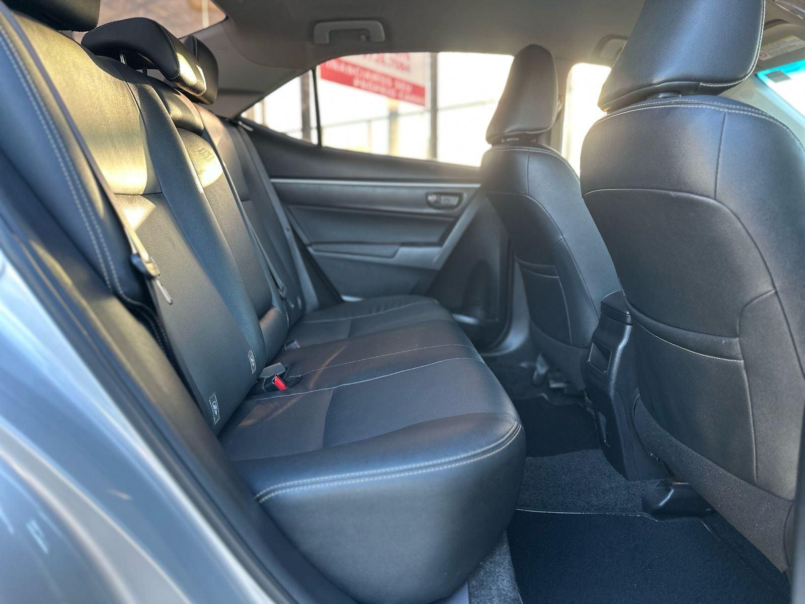 TOYOTA Corolla - Foto