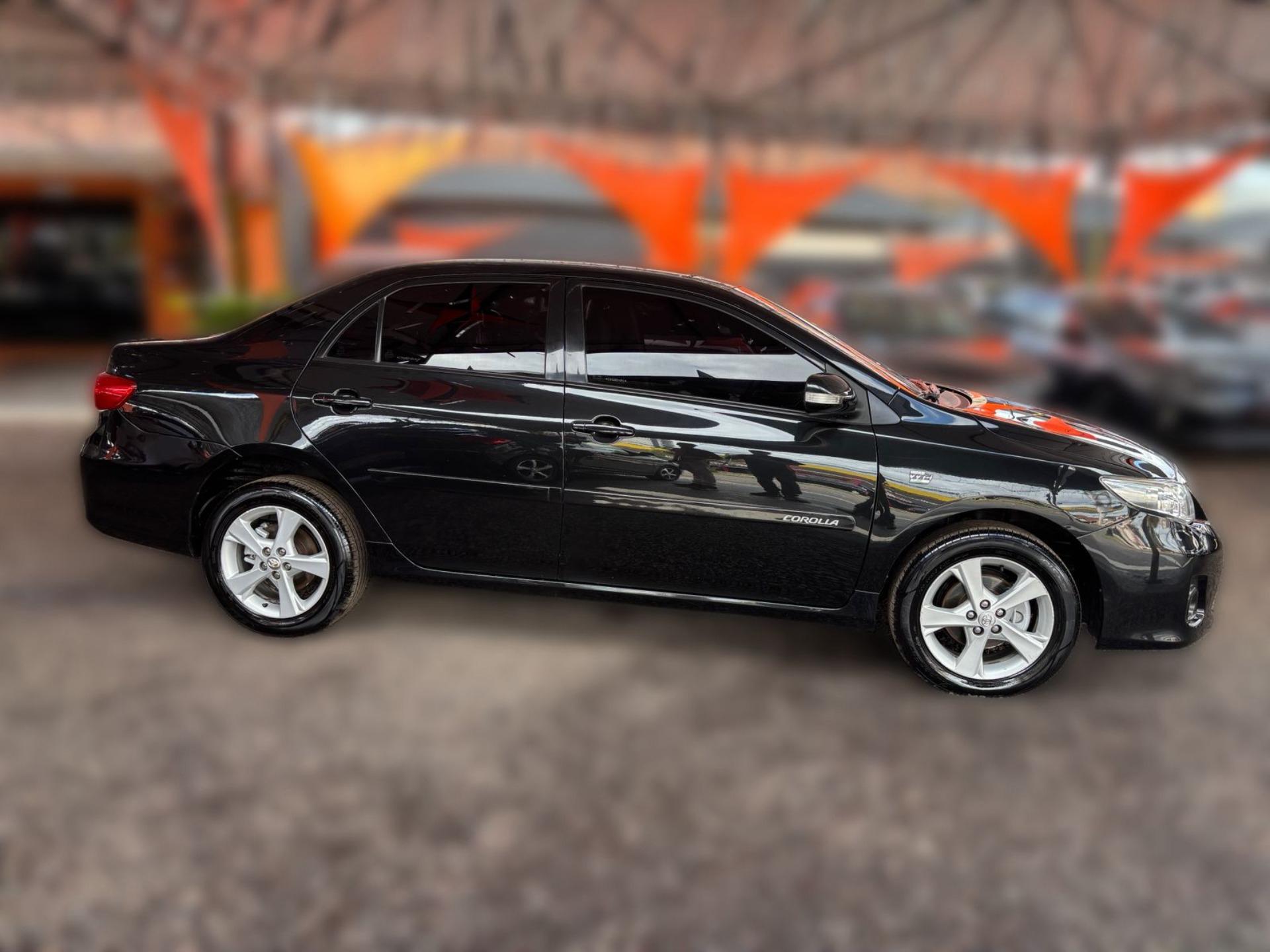 TOYOTA Corolla - Foto